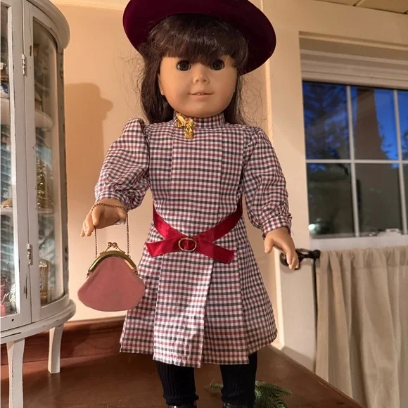 American Girl Doll. Samantha Parkington. 1 of the first 3 released in 1986. - Picture 2 of 15